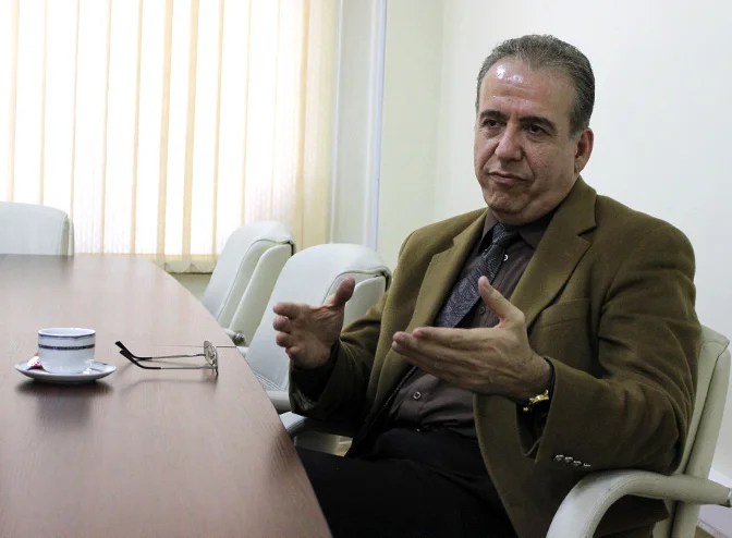 حریری: بدون جنگ هم دلار به ۱۸۰ هزار تومان می‌رسید
