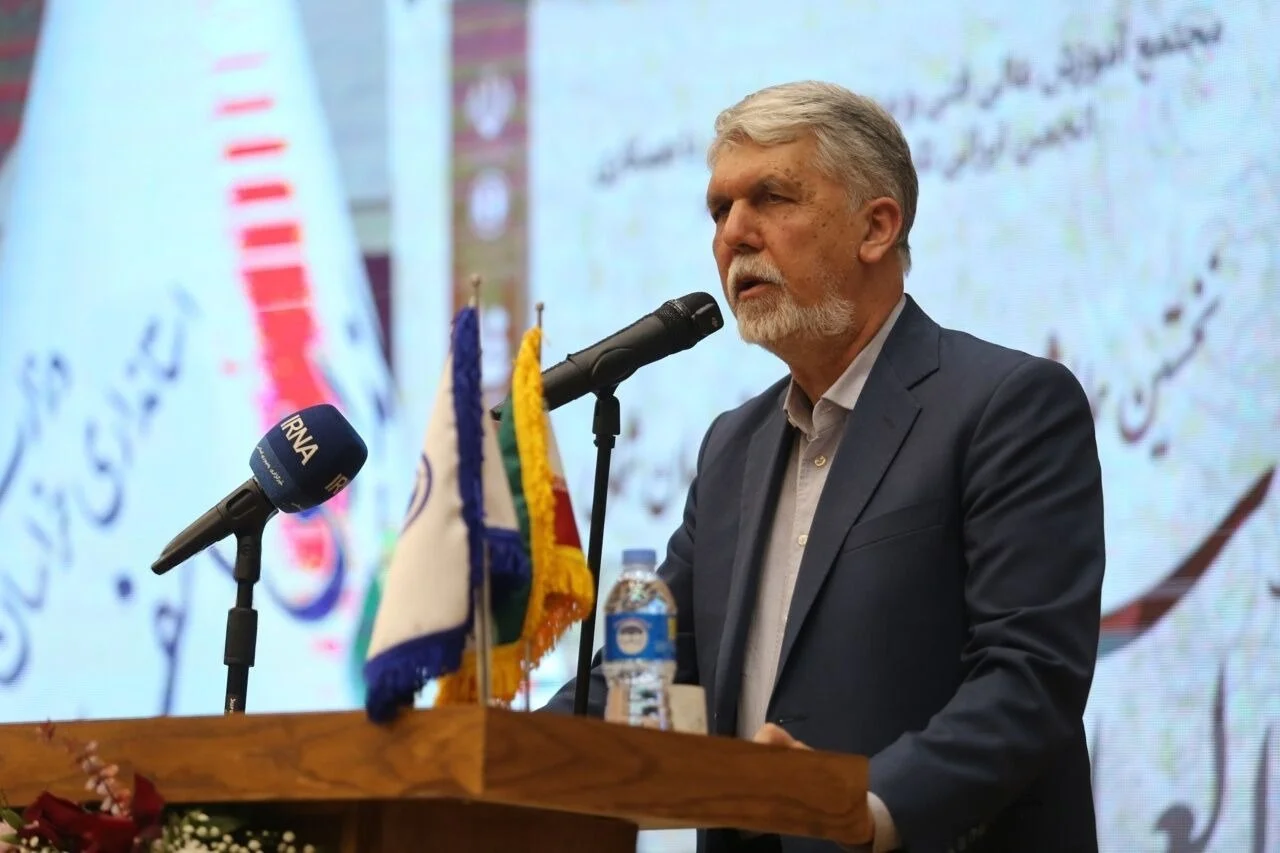 صالحی: به یک «حداقلِ آبرومند» قناعت کردیم