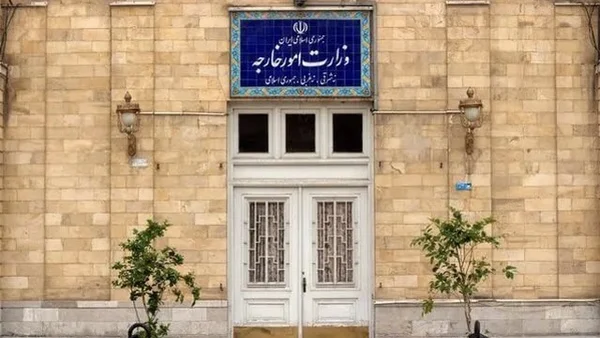 دیپلماسیِ خطا باید متوقف شود