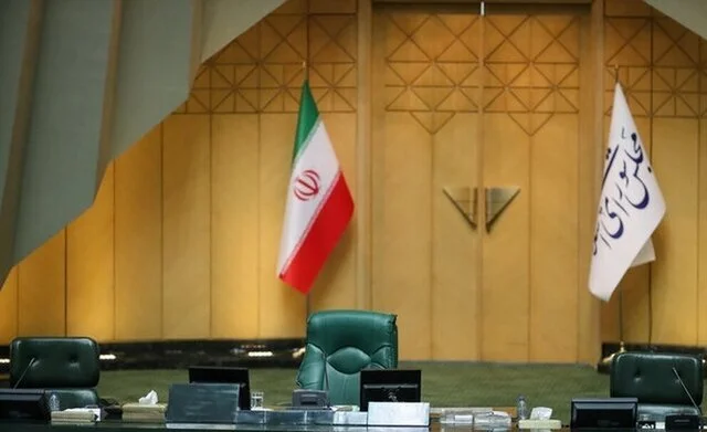 صدای مردم در بهارستان ضعیف شده است؟