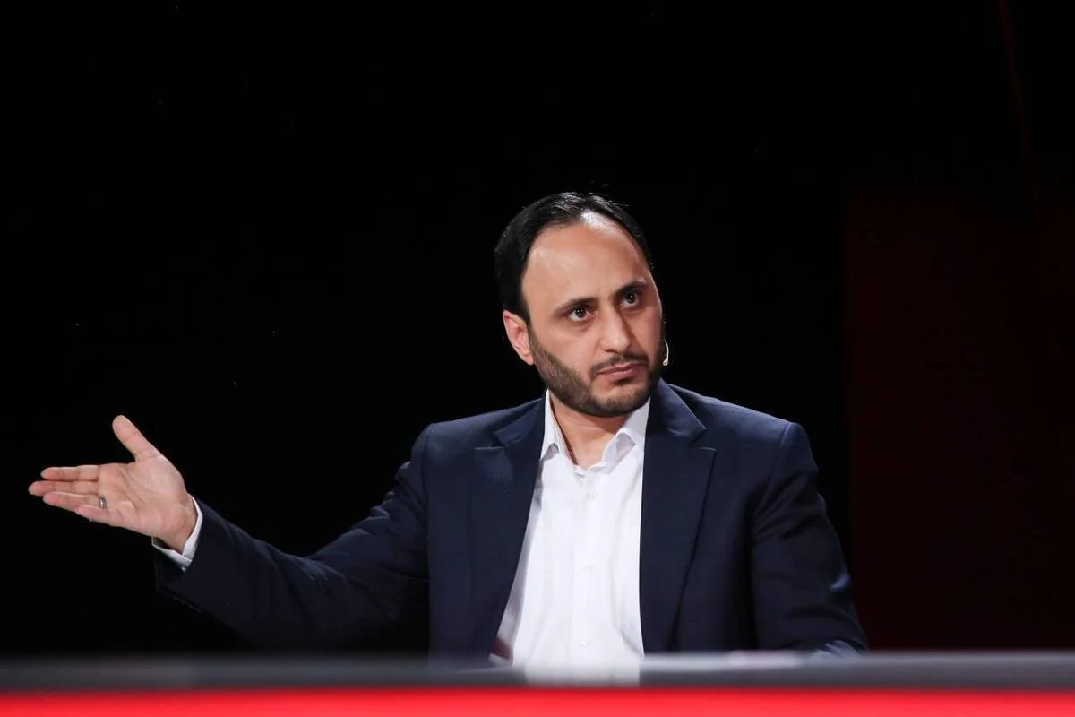 بازسازی‌ها تکلیف دولت است