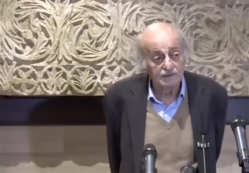 جنبلاط به صف مخالفان مذاکره با اسرائیل پیوست: مذاکره زیر آتش هرگز!