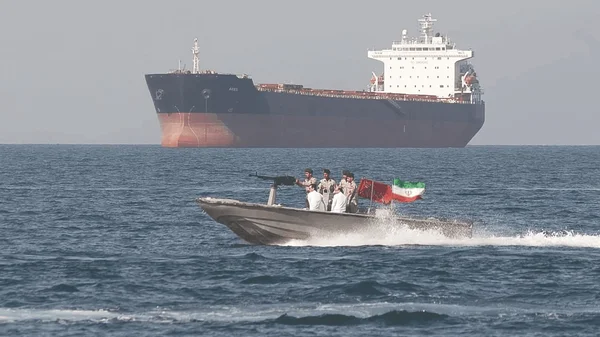 اکسیوس: ایران می‌تواند «جهشی تاریخی» در قیمت نفت ایجاد کند
