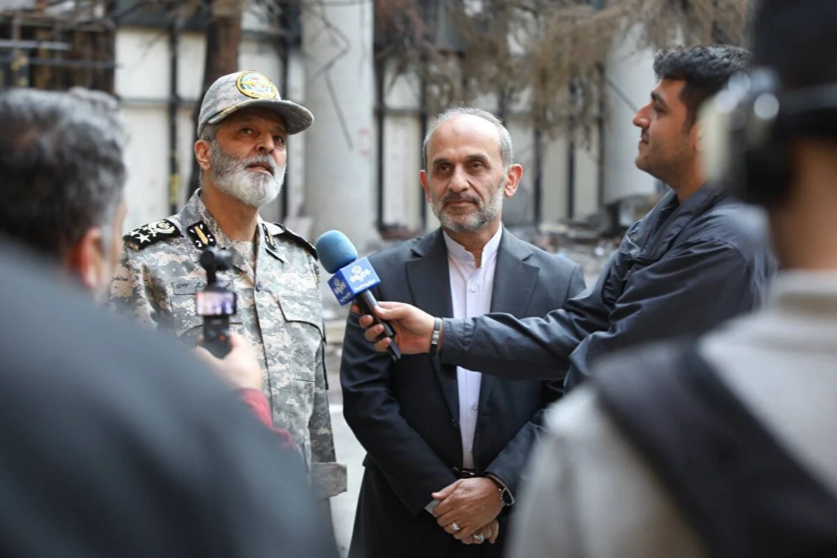 رئیس ستادکل نیروهای مسلح از سازمان صدا و سیما بازدید کرد
