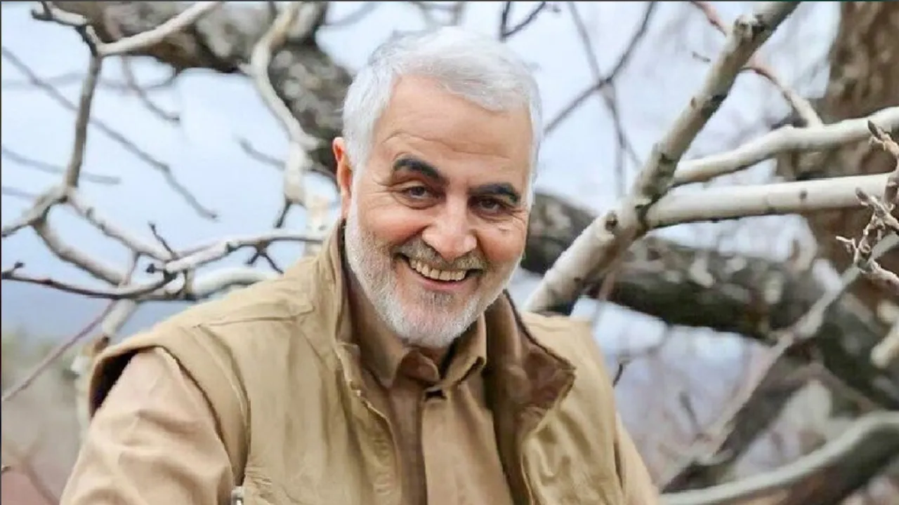 ادای احترام به معلم شهید سلیمانی در نشست خبری جشنواره فجر
