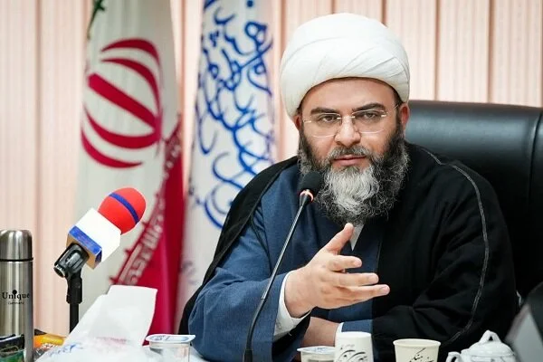 انتقاد تند حجت‌الاسلام قمی از مماشات برخی مسئولان در موضوع مدیریت اینترنت