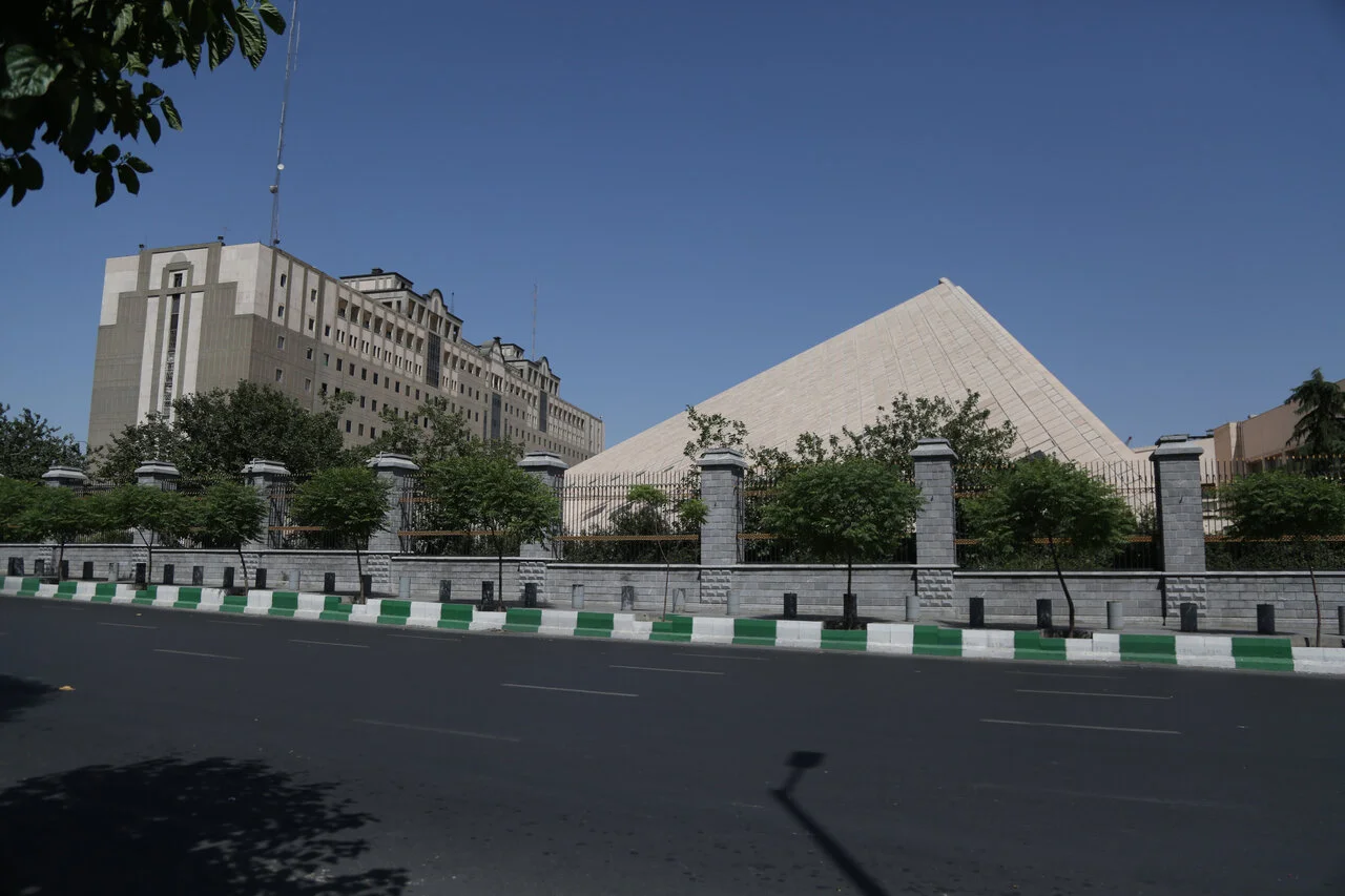 مجلس فک پلمب می‌شود؟