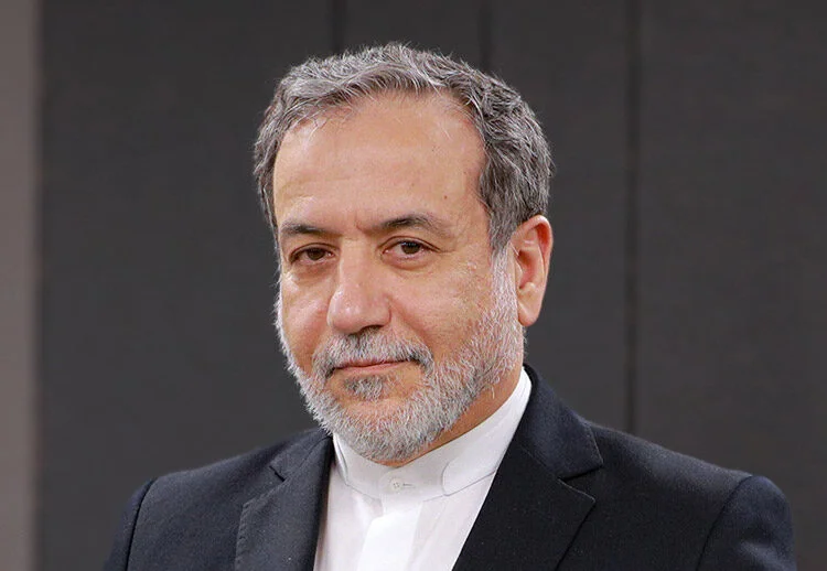 پاسخ عراقچی به کنجکاوی ترامپ؛ تسلیم نمی شویم چون ما ایرانی هستیم