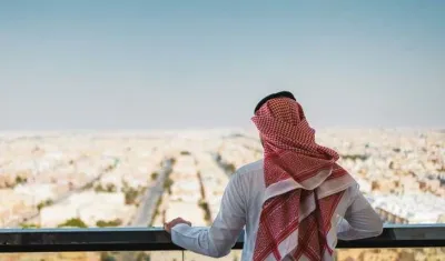 تنگه هرمز؛ پایان رویای توسعه عربی