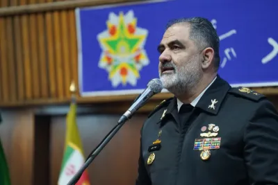 فرمانده نیروی دریایی ارتش: قدرت دریایی ایران به عنوان لنگرگاه ثبات در منطقه عمل می‌کند