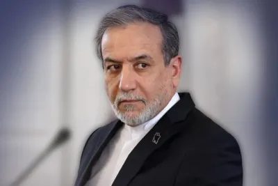 دشمنی که به فوردو حمله می‌کند، شریک مذاکره نیست