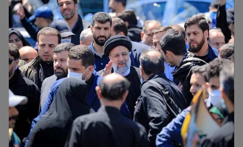 مردمی، صادق، خستگی ناپذیر