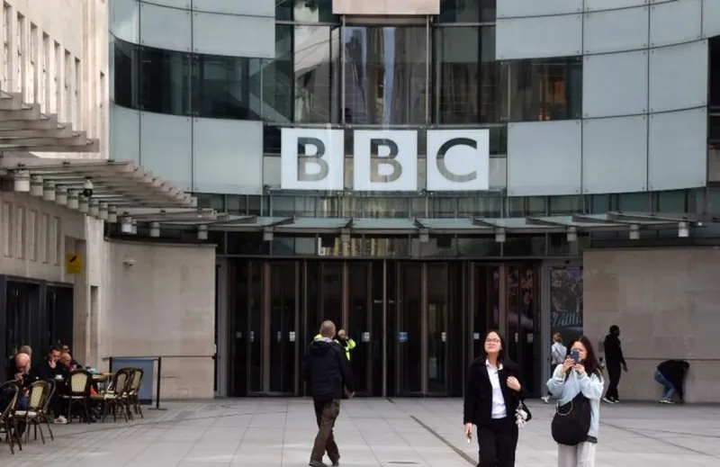 زنگ خطر برای آینده BBC؛ اول انگلیس یا اول رژیم؟