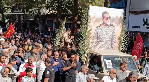 پیکر سردار شهید «حسین ظریفی» تشییع شد