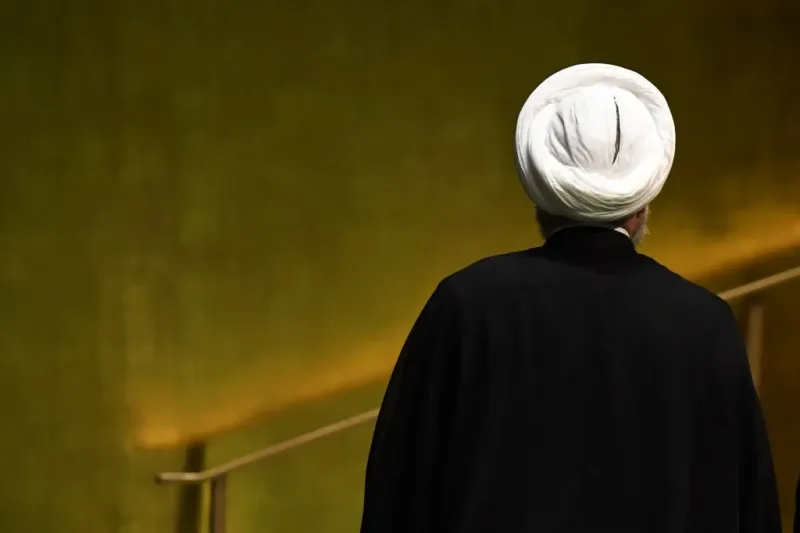 امضای میلیونی برای محاکمه روحانی