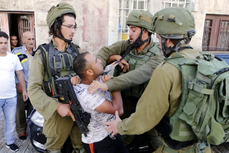 0b2402b36b484be3a067c8e560db4828 18