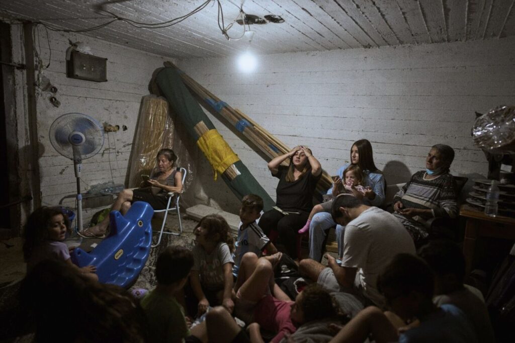 ویرانیهای تلآویو در جنگ ۱۲روزه؛ در صدر عکسهای برتر ۲۰۲۵ جهان 5 photo ۲۰۲۵ ۱۲ ۲۷ ۱۵ ۲۹ ۲۶ 2