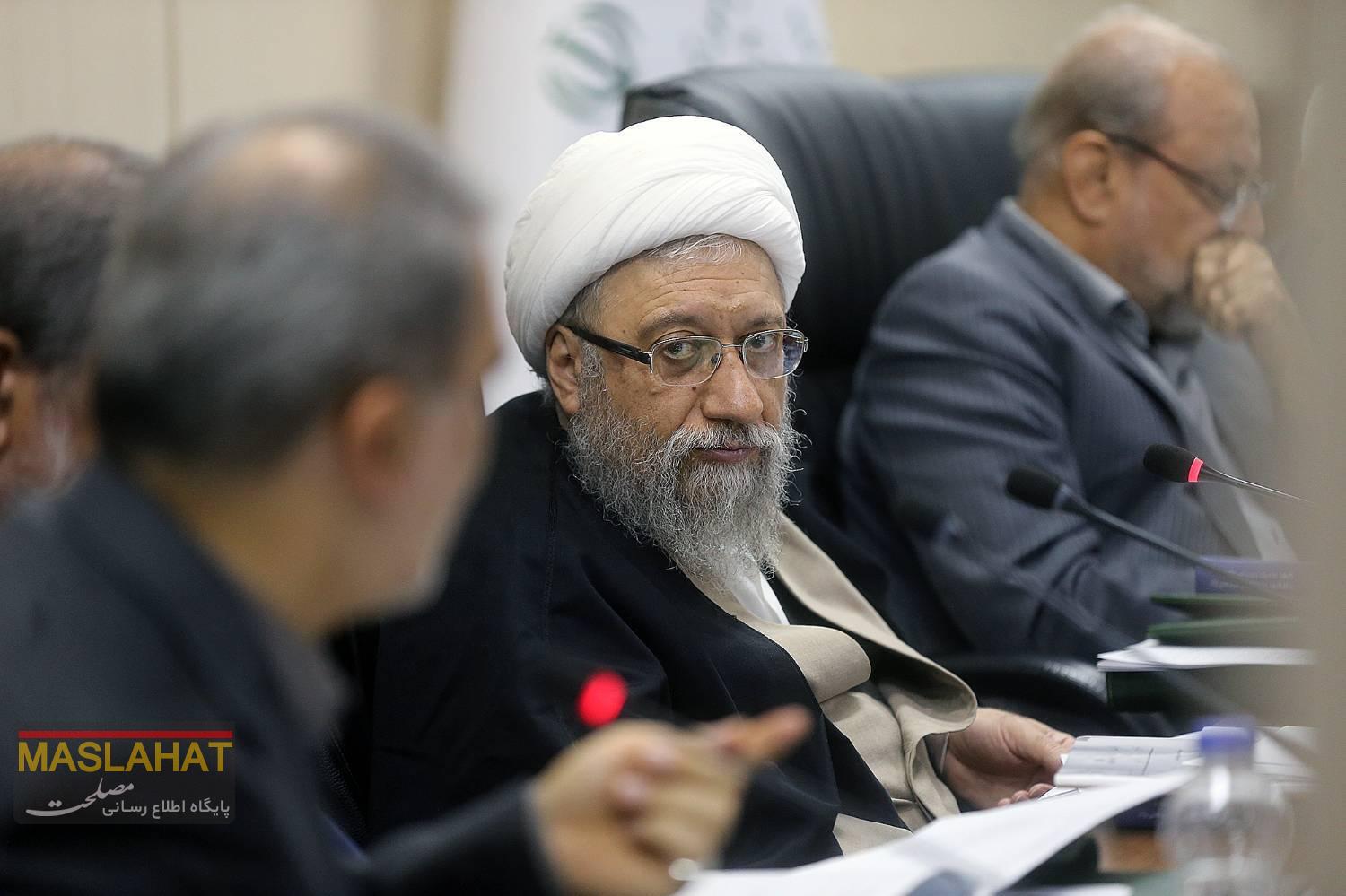 هزینه مجمع از رهبری برای توجیه تصویب CFT / آملی: لازم بود دستور رهبری را بررسی میکردیم /FATF استعماری است اما ما به CFTرای دادیم ! 1 لاریجانی سایت