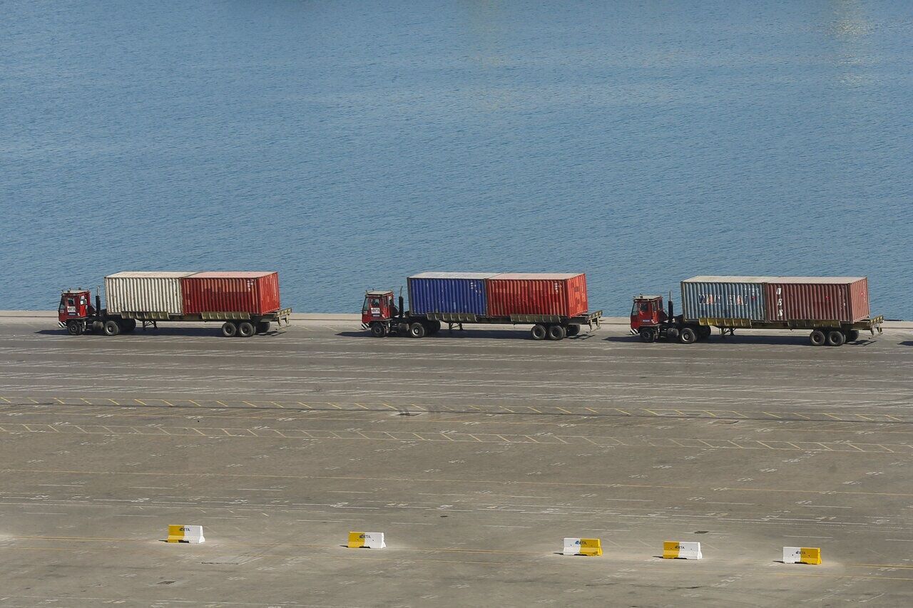 171536489